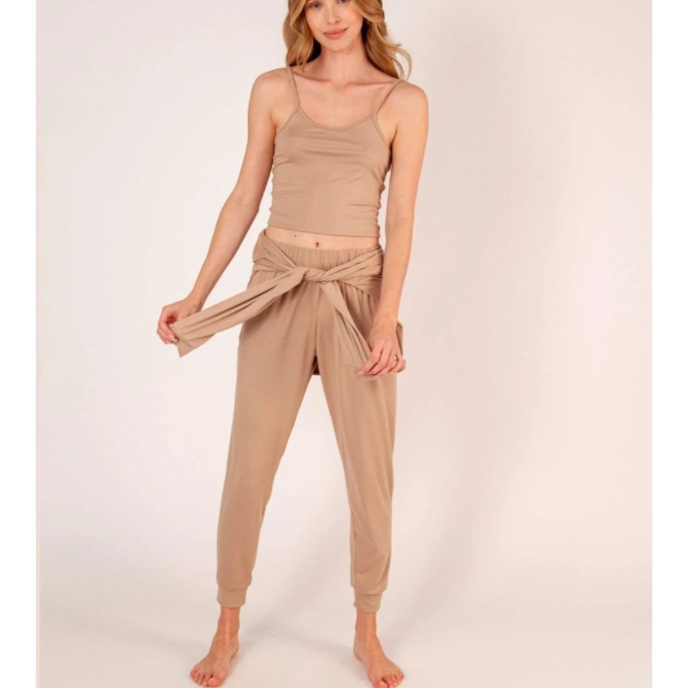 Lezat - 3 Piece Lounge Set in Mocha